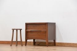 ヴィンテージ家具　1960年代　アメリカビンテージの小さなチェスト(1)(サイドテーブル)