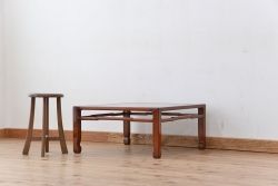 アンティーク家具　古民具・骨董　漆塗りの小振りで上品な座卓(1)(テーブル、机)