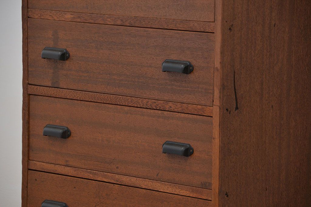 アンティーク家具　リメイク品　古材で制作した両面引き出し縦型チェスト(1)