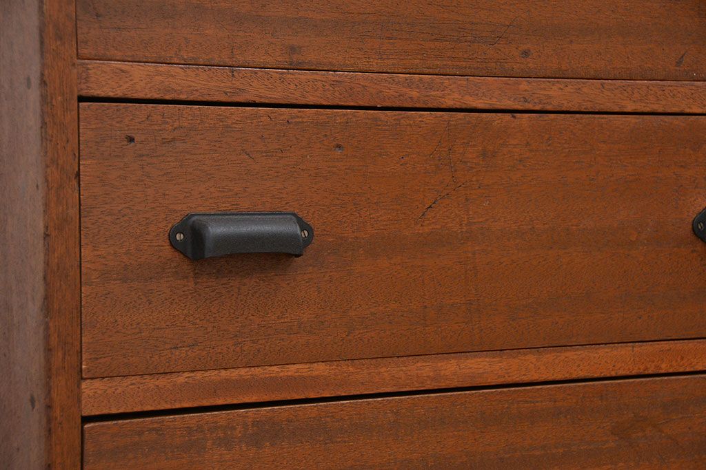 アンティーク家具　リメイク品　古材で制作した両面引き出し縦型チェスト(1)
