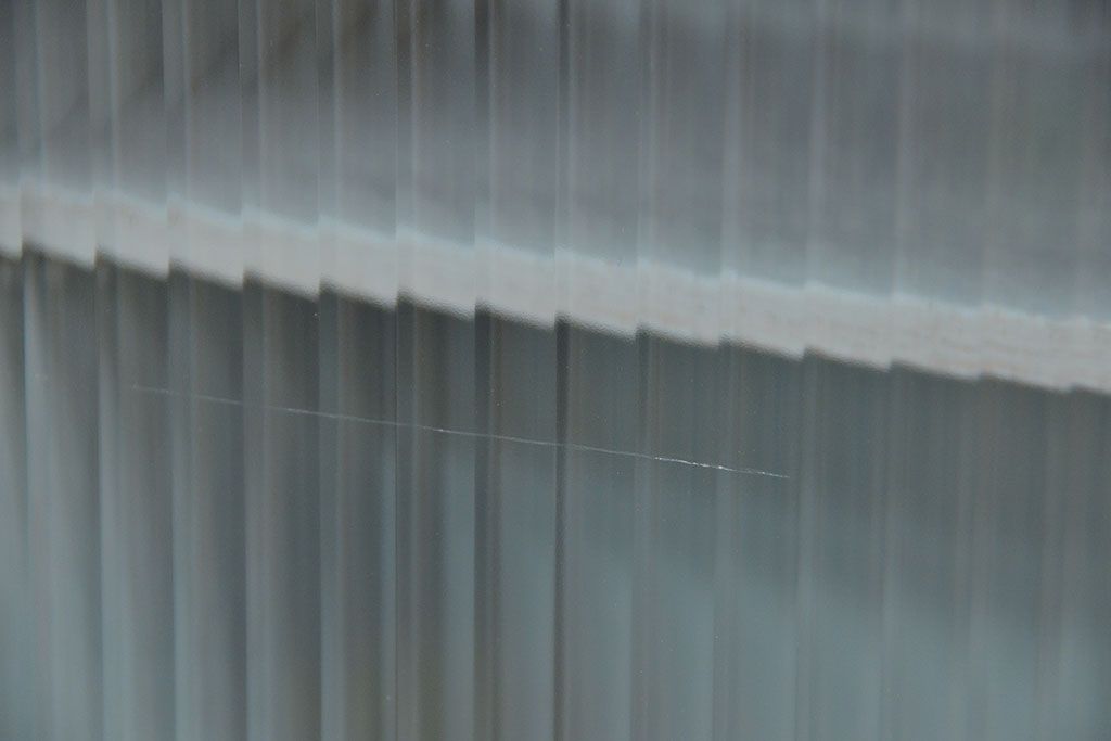 レトロ家具　☆昭和レトロ　アンティークペイント仕上げ作業台付き二段重ね食器棚(収納棚)