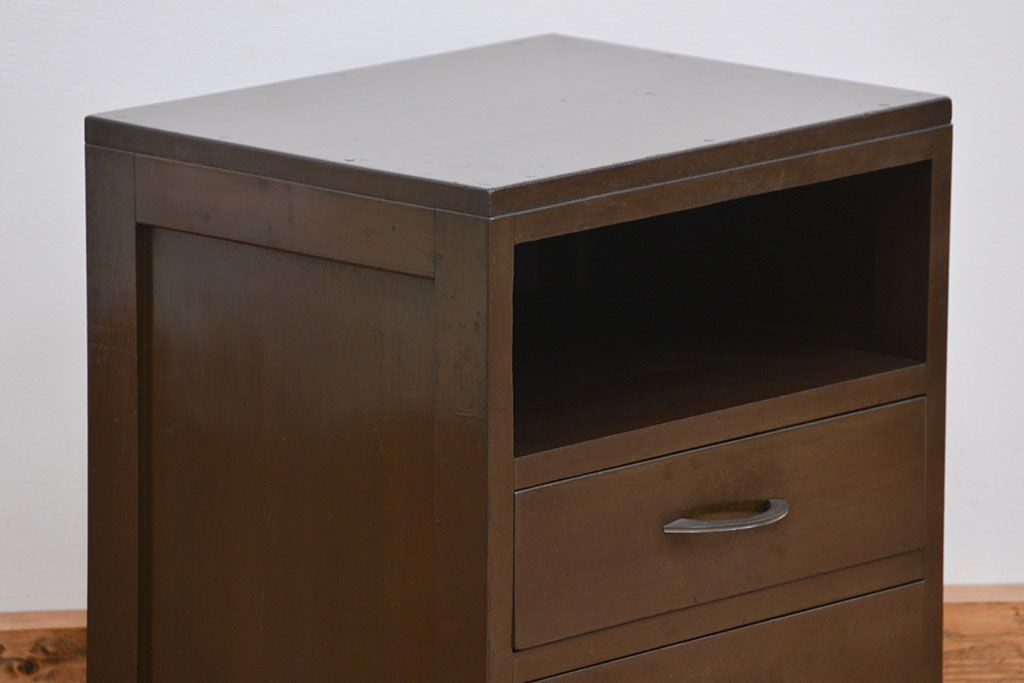 レトロ家具　昭和レトロ　小振りな棚付き引き出し