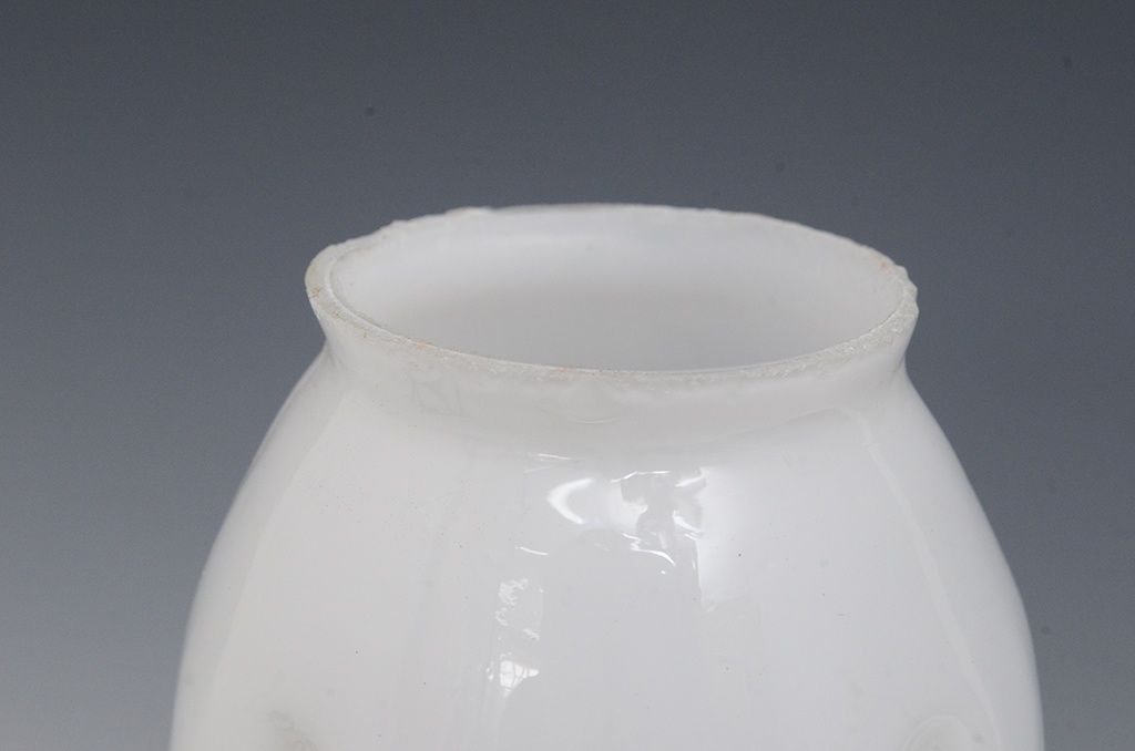 アンティーク　古い乳白ガラス吊り下げ照明(電笠シェード)