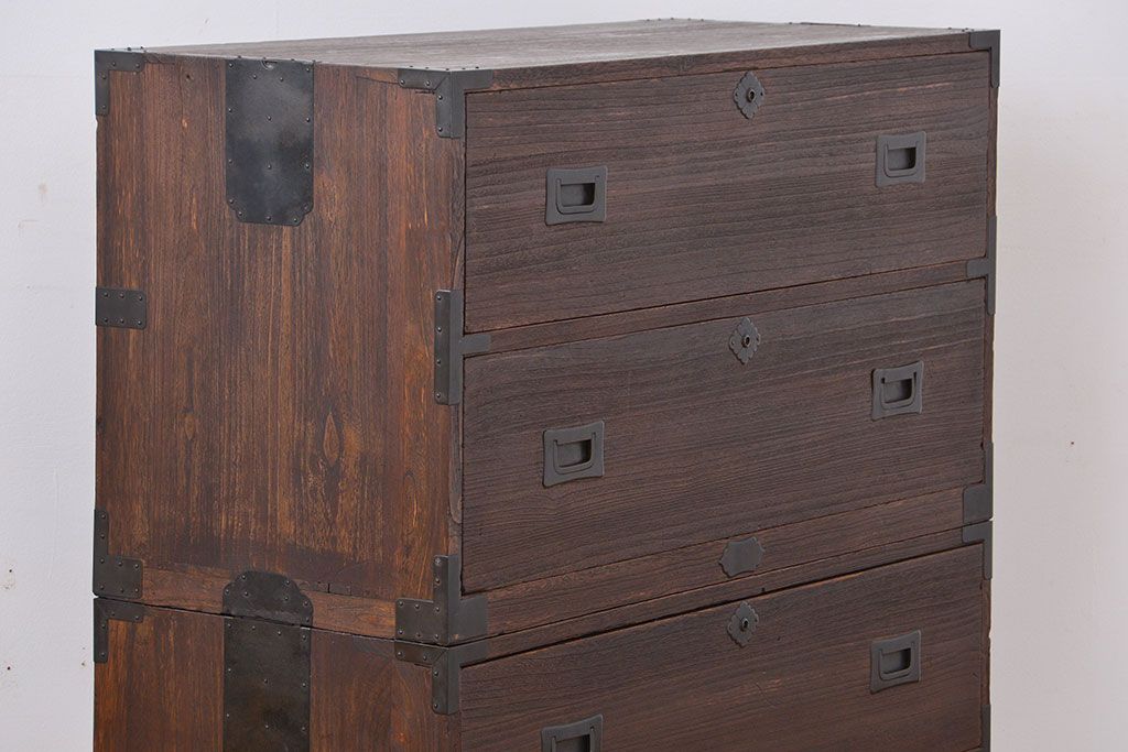 アンティーク家具　☆古民具・骨董　上品な二段重ね時代箪笥