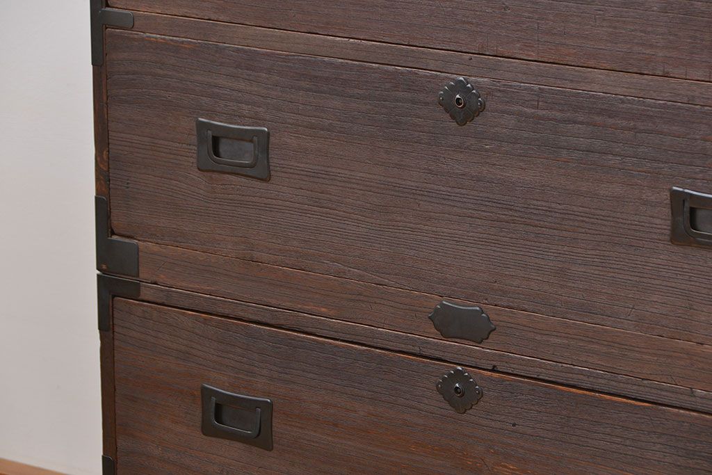 アンティーク家具　☆古民具・骨董　上品な二段重ね時代箪笥