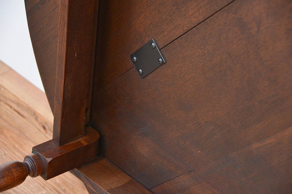 アンティーク家具　アンティーク　可愛い脚が印象的な丸型ちゃぶ台(テーブル、机)