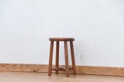 レトロ家具　昭和レトロ　可愛いデザインの丸スツール(丸椅子)