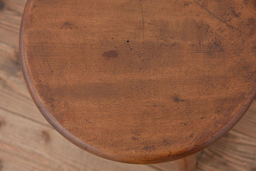 レトロ家具　昭和レトロ　可愛いデザインの丸スツール(丸椅子)