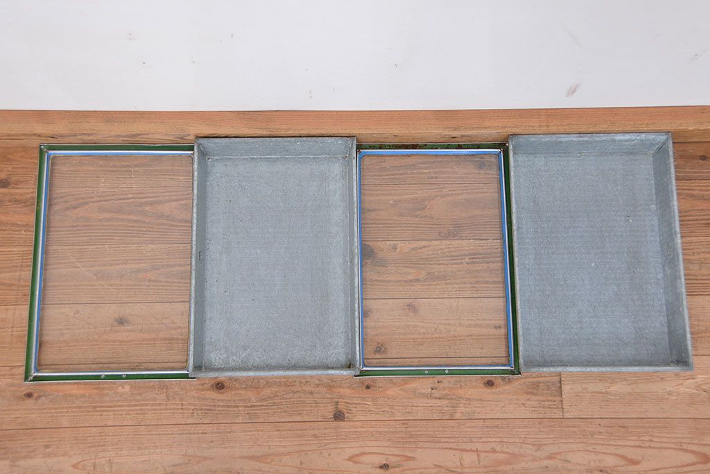アンティーク家具　アンティーク　古いブリキのガラスケース2個セット(7)(ショーケース)