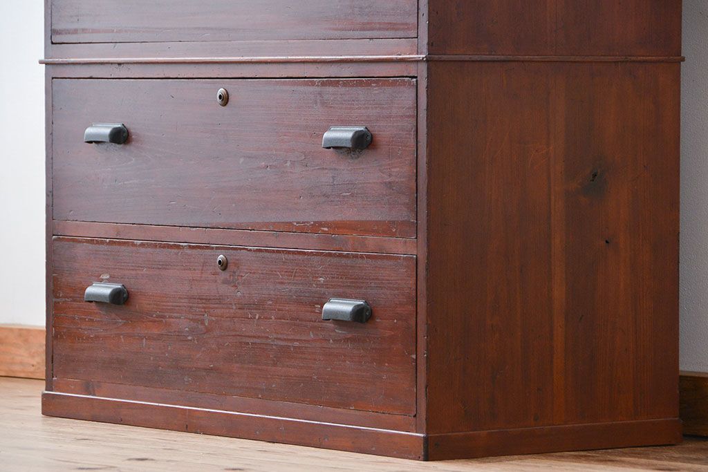 レトロ家具　☆昭和レトロ シンプルな二段重ねチェスト(箪笥、タンス)