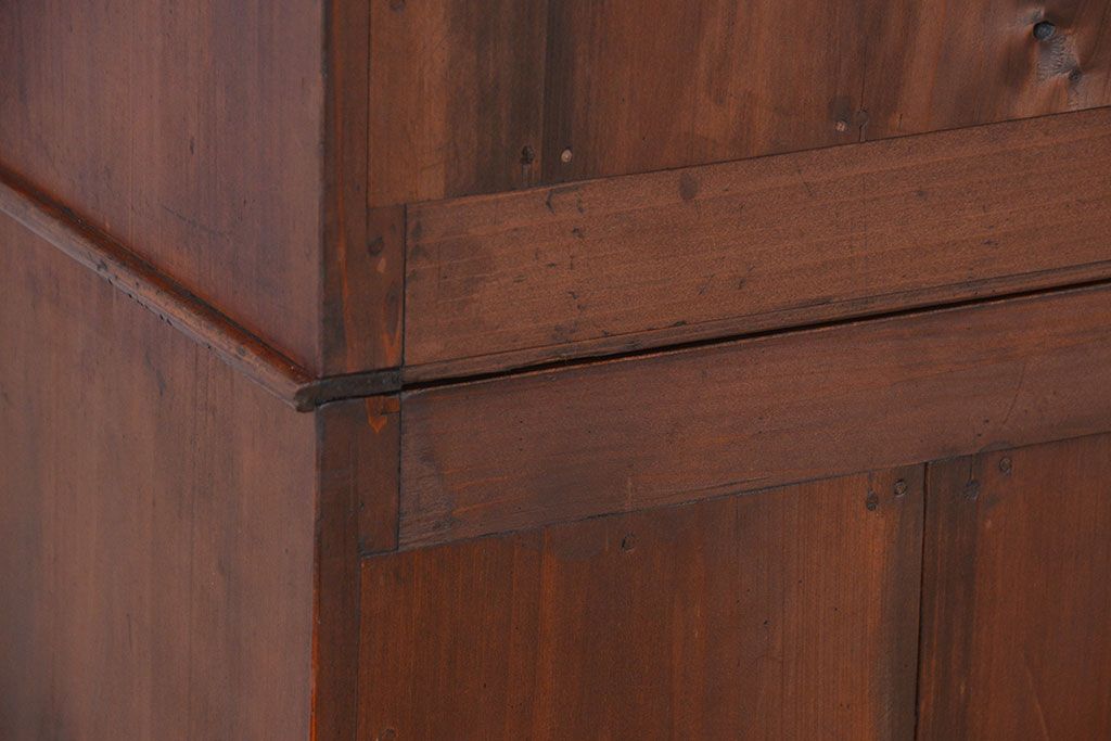 レトロ家具　☆昭和レトロ シンプルな二段重ねチェスト(箪笥、タンス)