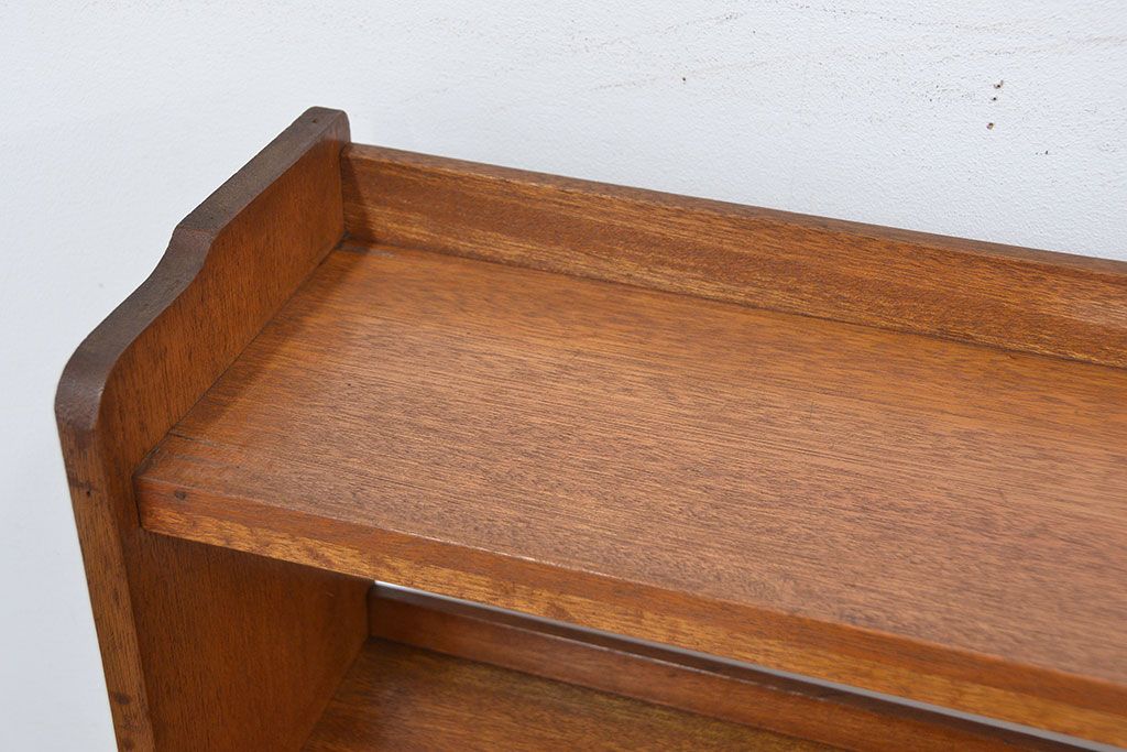 レトロ家具　昭和レトロ ★シンプルな縦型本棚(ブックシェルフ)