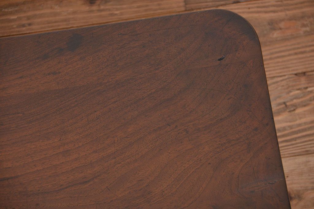 レトロ家具　昭和レトロ 天板一枚板古い木の小振りなちゃぶ台(テーブル、机)