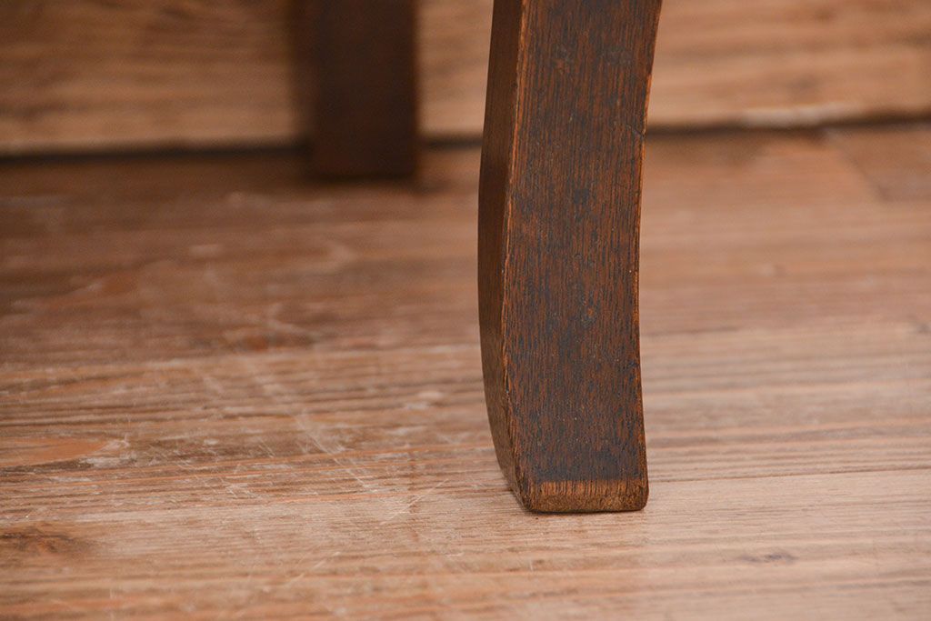 レトロ家具　昭和レトロ 天板一枚板古い木の小振りなちゃぶ台(テーブル、机)