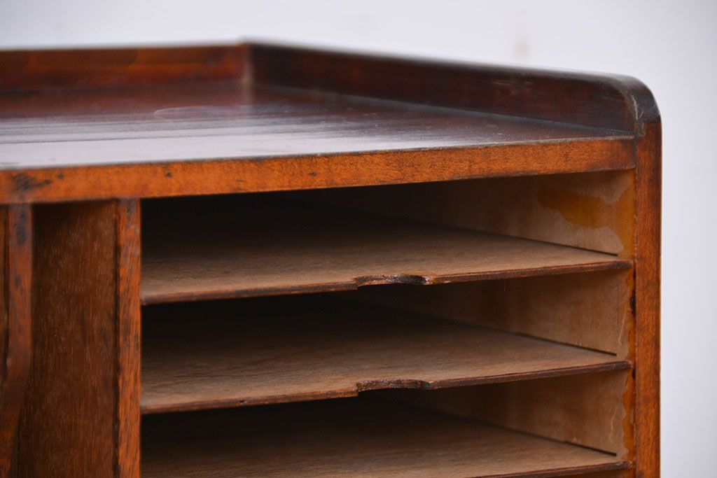 レトロ家具　昭和レトロ 小さな引き出し付きカルテケース(書類棚)