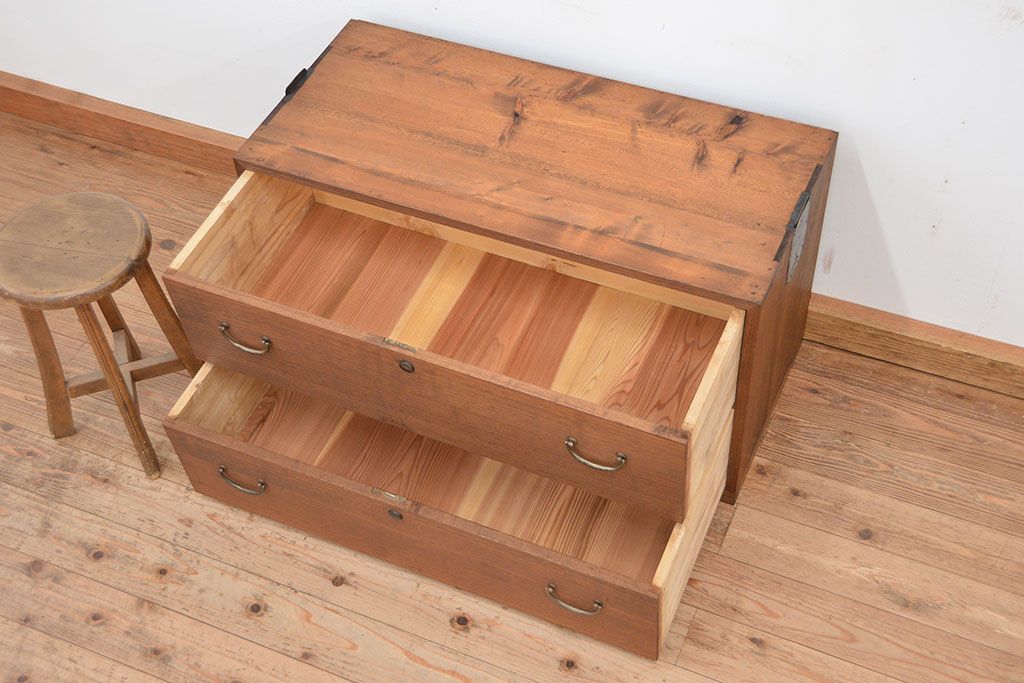 レトロ家具　昭和レトロ シンプルなローチェスト(1)(ローボード、箪笥)