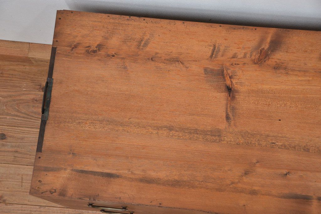 レトロ家具　昭和レトロ シンプルなローチェスト(1)(ローボード、箪笥)