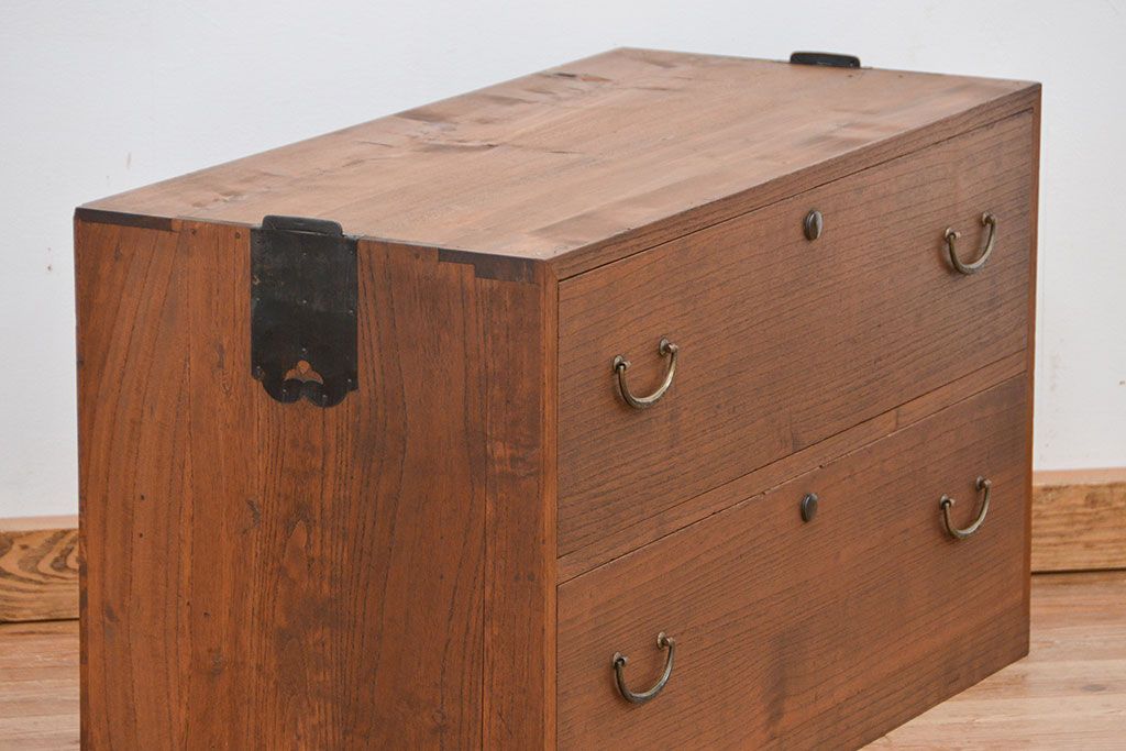レトロ家具　昭和レトロ シンプルなローチェスト(1)(ローボード、箪笥)