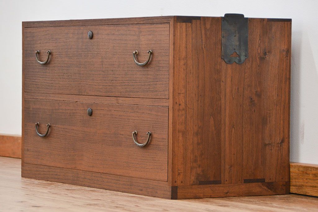 レトロ家具　昭和レトロ シンプルなローチェスト(1)(ローボード、箪笥)