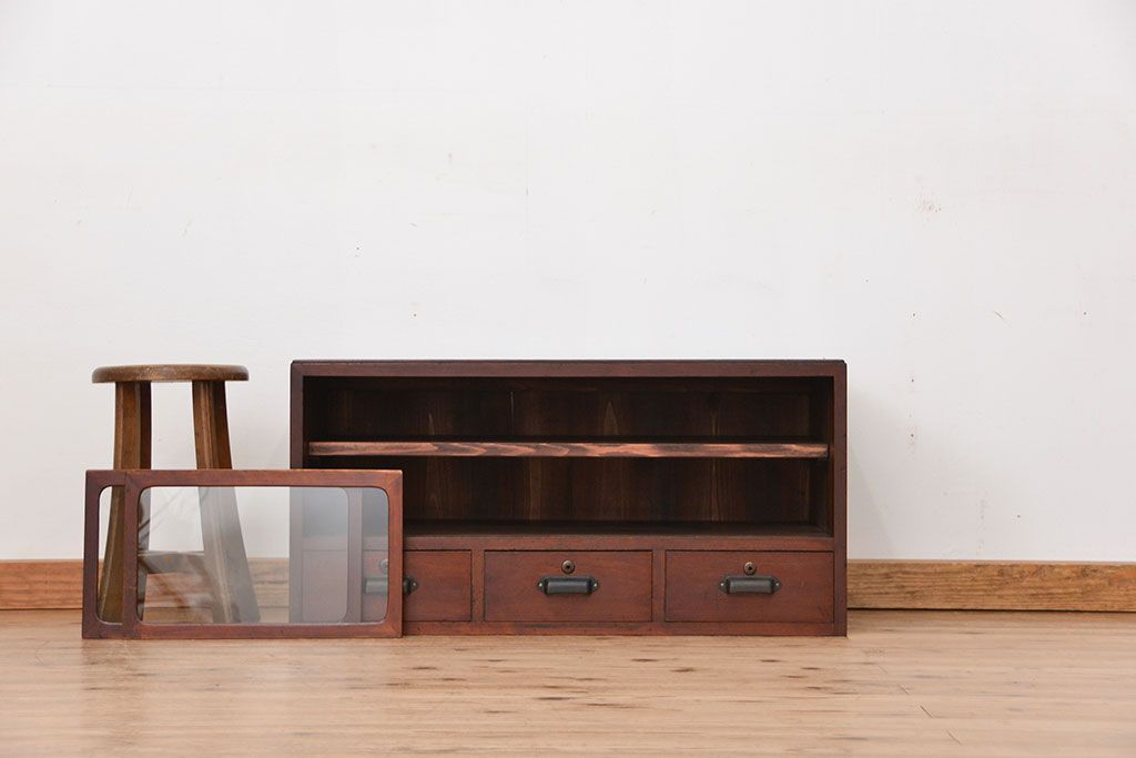 レトロ家具　昭和レトロ シンプルな引き出し付きローボード(収納棚)