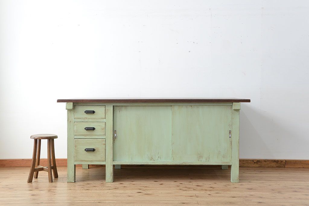 アンティーク家具　1970年頃 両面引き出し付きの大きな作業台(テーブル、机)