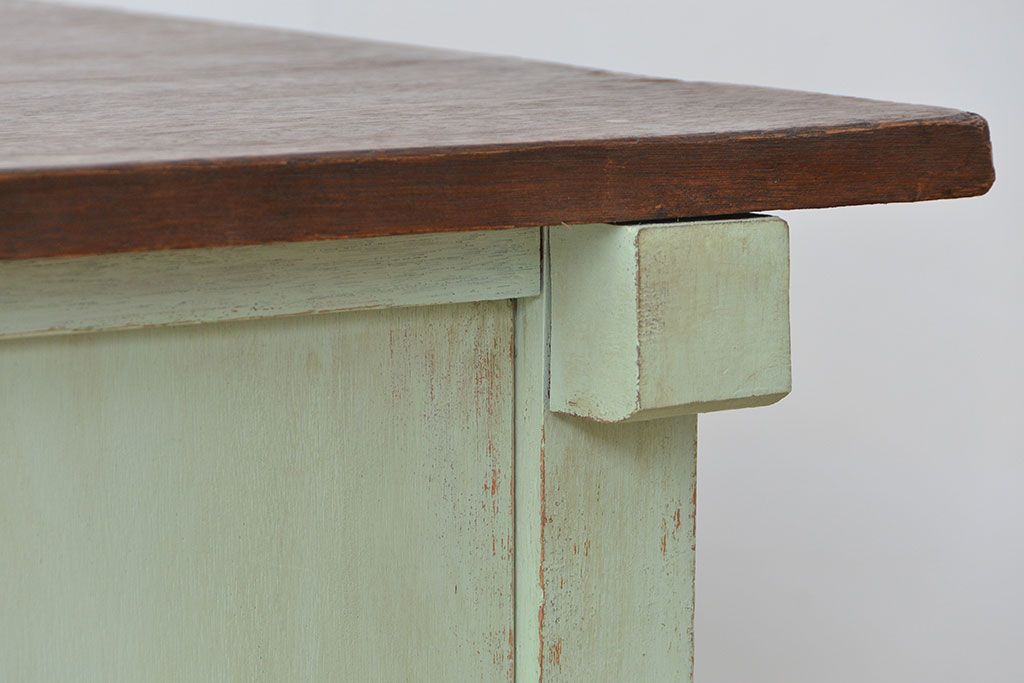 アンティーク家具　1970年頃 両面引き出し付きの大きな作業台(テーブル、机)