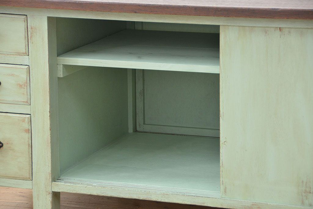 アンティーク家具　1970年頃 両面引き出し付きの大きな作業台(テーブル、机)