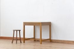 レトロ家具　昭和レトロ シンプルな角テーブル(机、作業台)