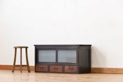 レトロ家具　昭和レトロ 天板補強のすりガラス入りローボード(収納棚)