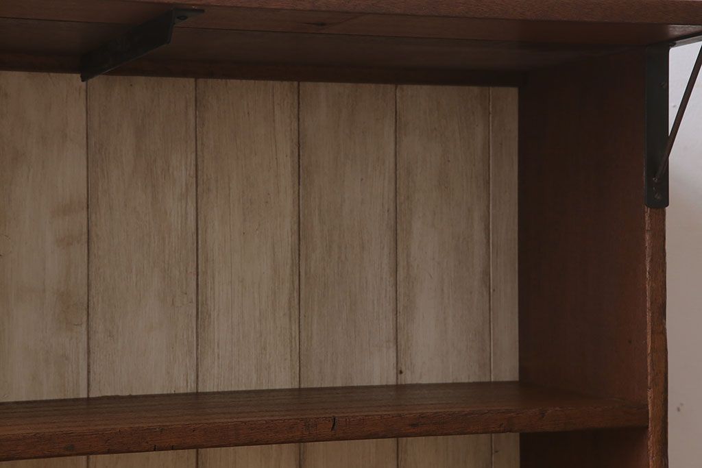 アンティーク家具　マガジンラック付き!古い木の脚付きカウンターテーブル(本棚)