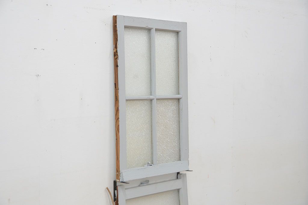 アンティーク建具　ペイント　古い洋館で使われていたダイヤガラス入りの上げ下げ窓1セット(ガラス戸)(R-012226)