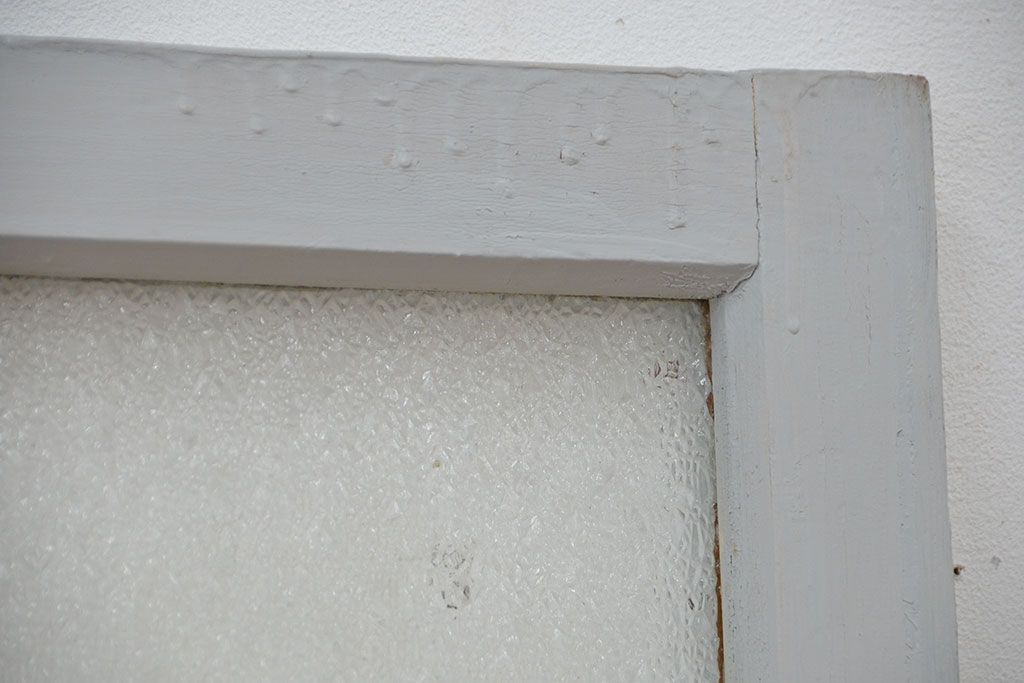 アンティーク建具　ペイント　古い洋館で使われていたダイヤガラス入りの上げ下げ窓1セット(ガラス戸)(R-012226)