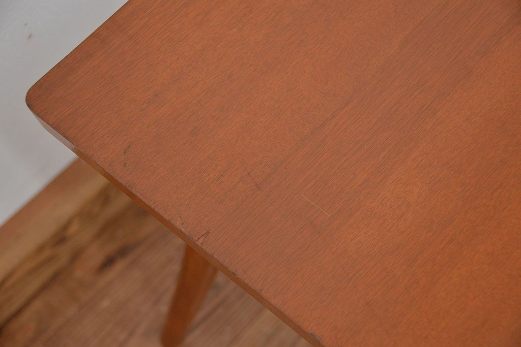 レトロ家具　昭和レトロ　1960〜70年代　レトロなセンターテーブル