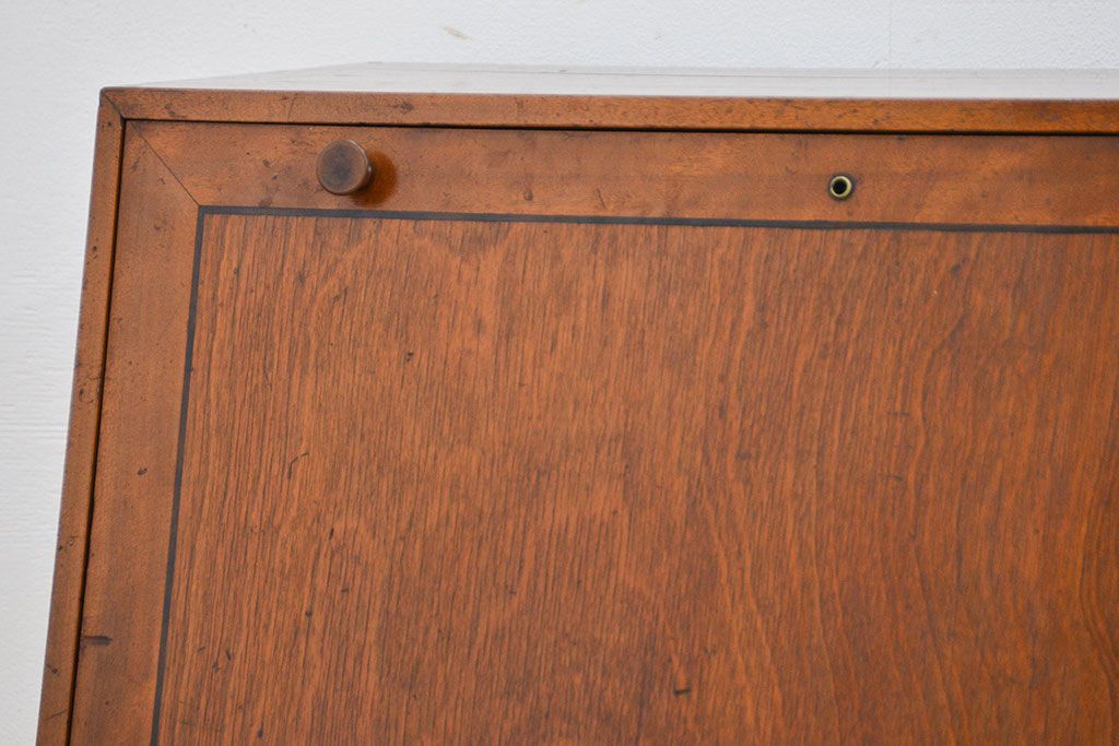 アンティーク家具　アンティーク 1950〜60年頃 上品で小振りなライティングビューロー