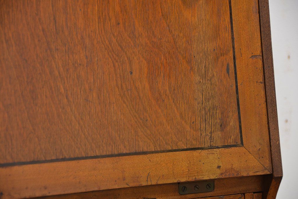 アンティーク家具　アンティーク 1950〜60年頃 上品で小振りなライティングビューロー