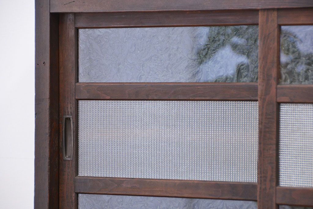 アンティーク家具　古民具・骨董 ☆古い木の結霜ガラス二段重ね食器棚(収納棚)