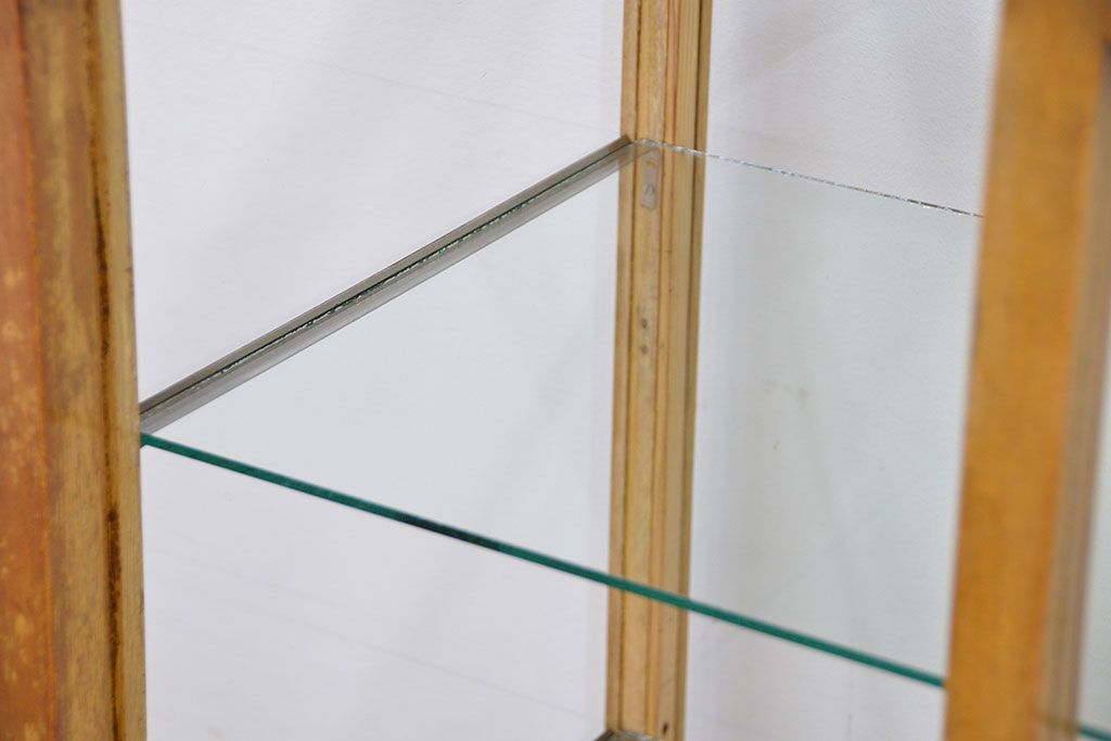 アンティーク家具　アンティーク 古いパン屋の大きな脚付き縦型ガラスケース(ショーケース)
