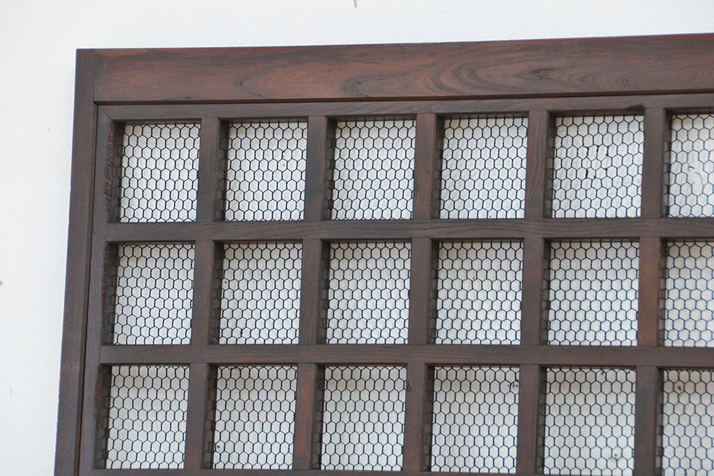 古民具・骨董 総欅材の網張り格子戸(玄関戸)