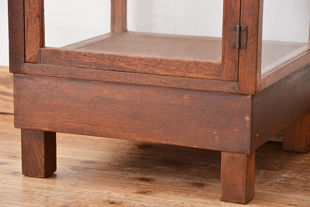 レトロ家具　昭和レトロ 古いパン屋のアンティーク縦型ガラスケース(ショーケース)