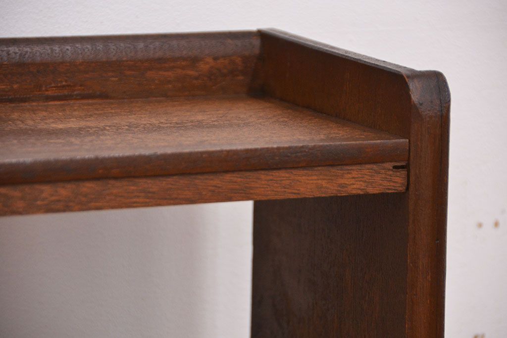 レトロ家具　昭和レトロ シンプルな本棚(ブックシェルフ)