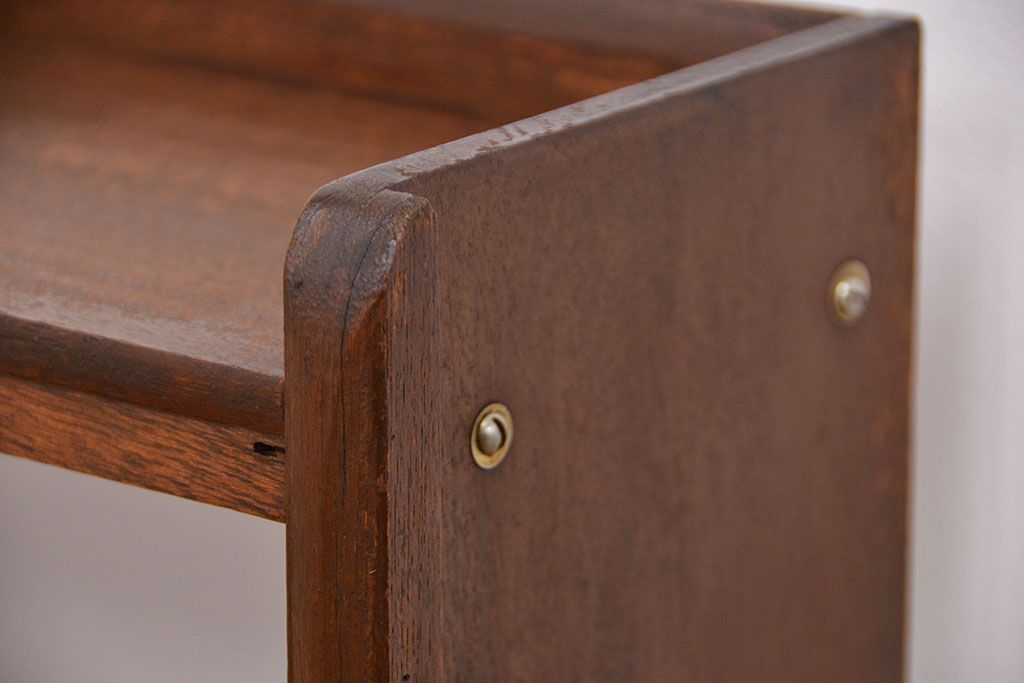 レトロ家具　昭和レトロ シンプルな本棚(ブックシェルフ)