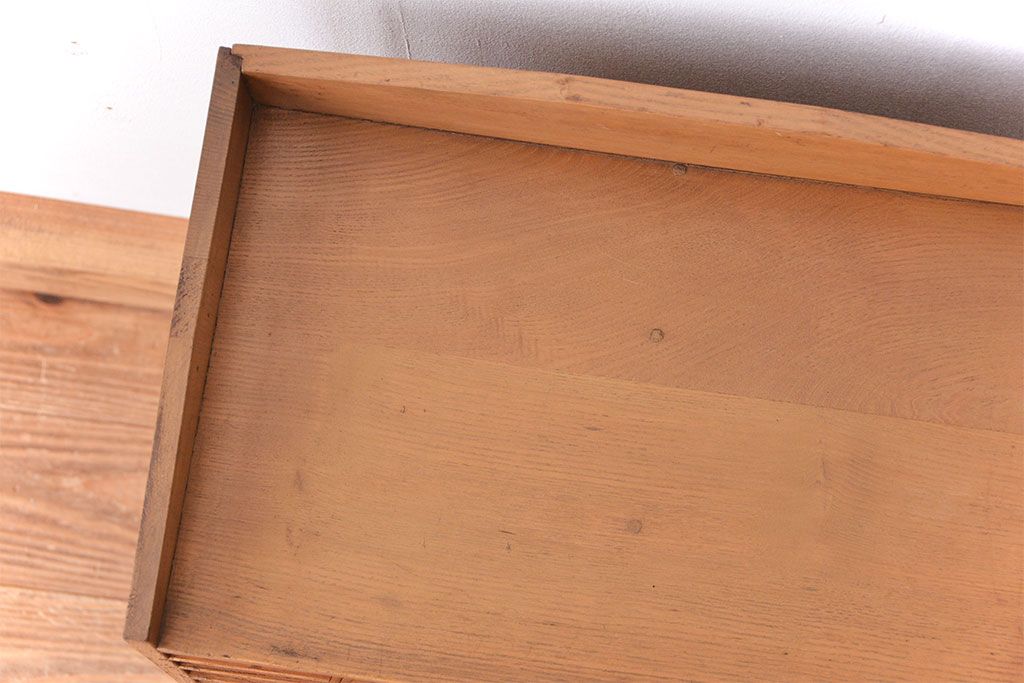 レトロ家具　昭和レトロ 小振りな引き出し付きカルテケース(書類棚、レターケース)