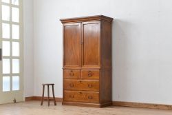 アンティーク家具　アンティーク 古い栓材!上質な衣装お盆付き二段重ねワードローブ(洋服箪笥、洋服タンス)