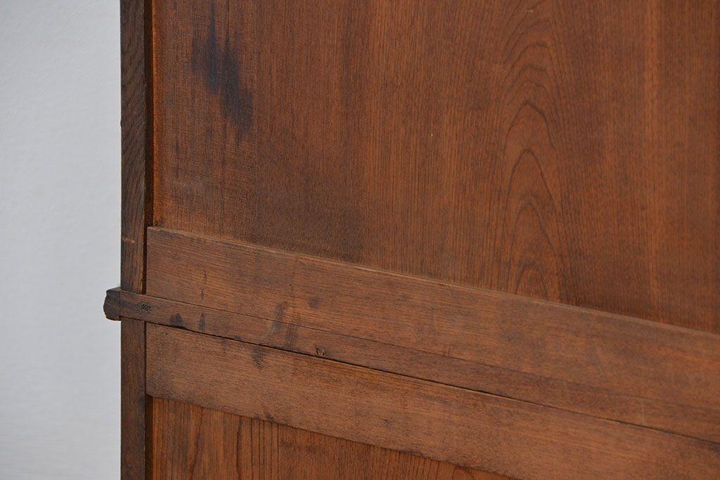 アンティーク家具　アンティーク 古い栓材!上質な衣装お盆付き二段重ねワードローブ(洋服箪笥、洋服タンス)