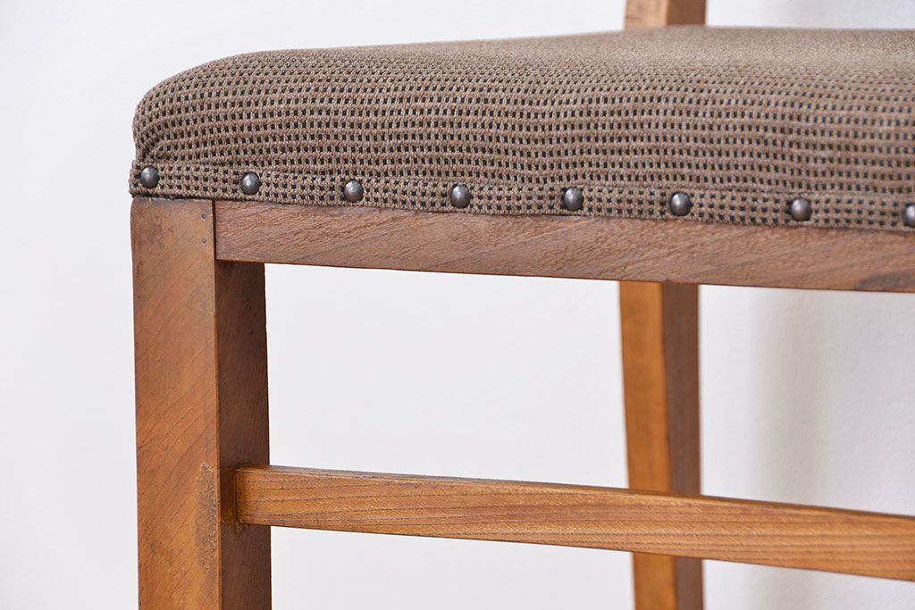 レトロ家具　昭和レトロ 古い欅材のシンプルな椅子(1)(チェア、イス)