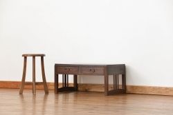 レトロ家具　昭和レトロ 古い欅材の小さな机(テーブル)