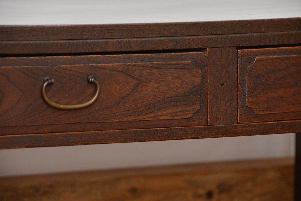 レトロ家具　昭和レトロ 古い欅材の小さな机(テーブル)