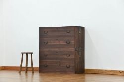 レトロ家具　昭和レトロ ☆シンプルな二段重ね箪笥(チェスト)