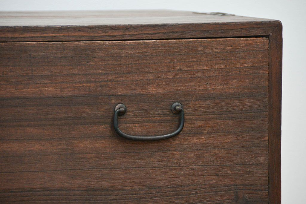レトロ家具　昭和レトロ ☆シンプルな二段重ね箪笥(チェスト)