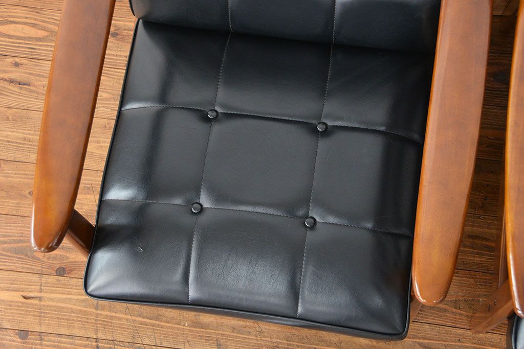 ヴィンテージ家具　ビンテージ ★カリモク　1人掛けソファ2脚セット(多少イタミ有り)(イス、椅子)